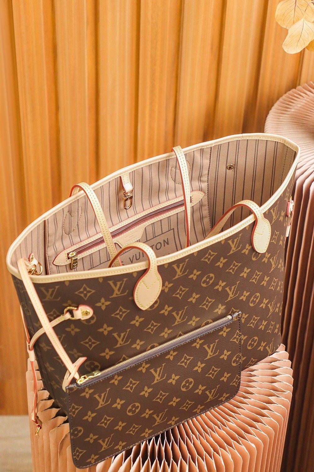 Elite Pattern Handbag Brawn